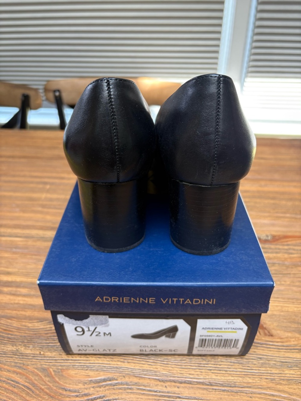 Adrienne Vittadini Black Leather Low Block Heel Pumps - Picture 9 of 12